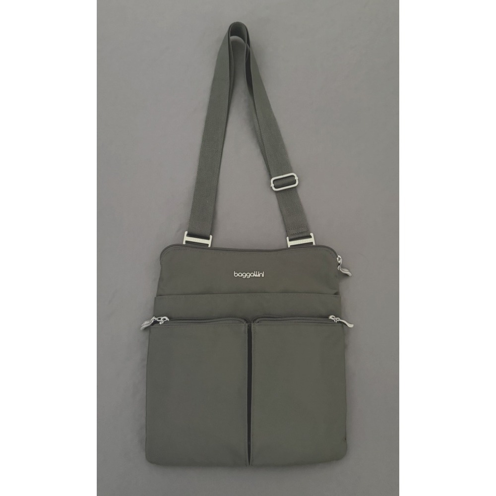 Baggallini Horizon Crossbody Bag Purse Charcoal Gray Zip Pockets Medium Size